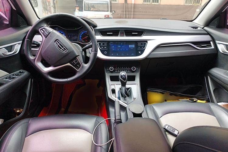 Used Geely Auto Vision 2020 Revised 1.5L CVT Luxury Version Center Console