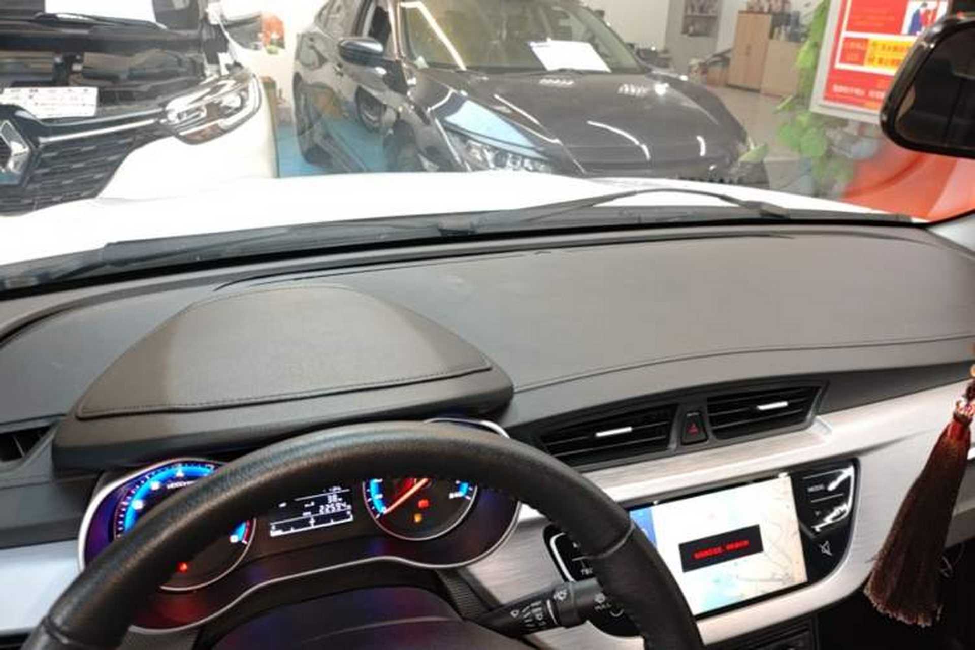 Used Geely Auto Vision 2020 Revised 1.5L Manual Asian Games Edition Center Console