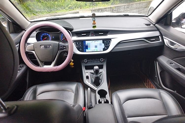 Used Geely Auto Vision 2020 Revised 1.5L Manual Asian Games Edition Center Console