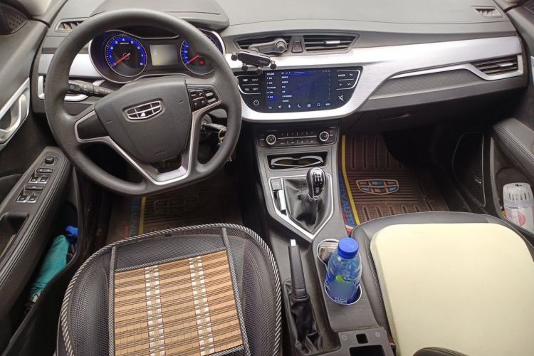 Used Geely Auto Vision 2020 Revised 1.5L Manual Asian Games Edition Center Console
