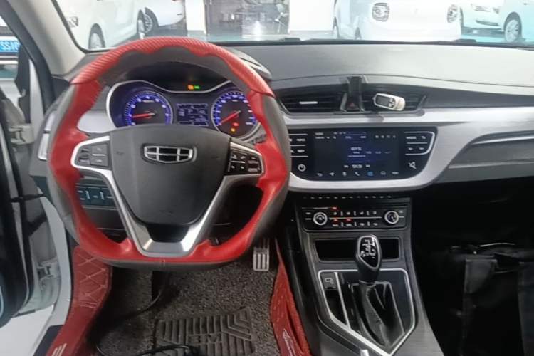 Used Geely Auto Vision 2020 Revised Version 1.5L CVT Asian Games Edition Center Console
