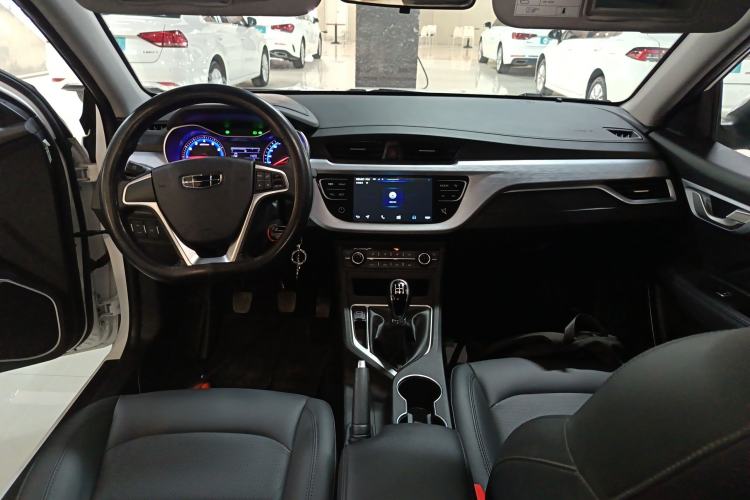 Used Geely Auto Vision 2020 Revised 1.5L Manual Asian Games Edition Center Console