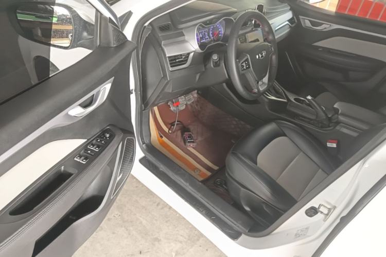 Used Geely Auto Vision 2020 Revised Version 1.5L CVT Asian Games Edition Driver Seat