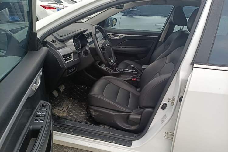 Used Geely Auto Vision 2020 Revised 1.5L Manual Asian Games Edition Driver Seat