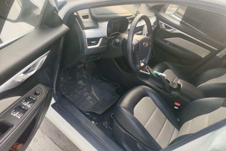Used Geely Auto Vision 2020 Revised Version 1.5L CVT Asian Games Edition Driver Seat