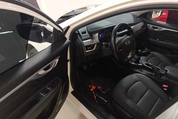 Used Geely Auto Vision 2020 Revised 1.5L Manual Asian Games Edition Driver Seat