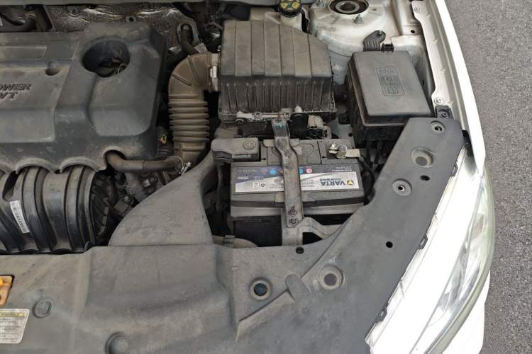 Used Geely Auto Vision 2020 Revised Version 1.5L CVT Asian Games Edition Engine Bay Left