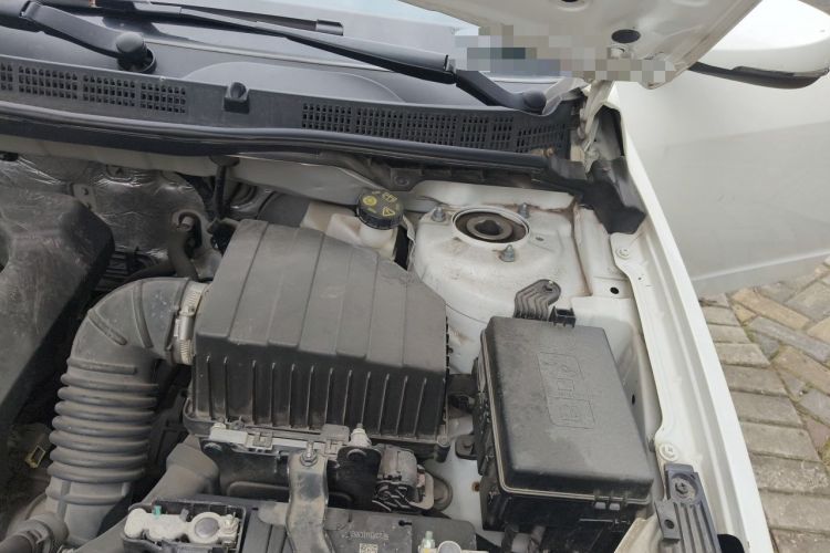 Used Geely Auto Vision 2020 Revised Version 1.5L CVT Asian Games Edition Engine Bay Left