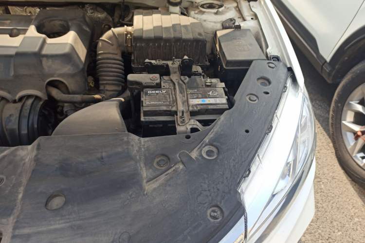 Used Geely Auto Vision 2020 Revised Version 1.5L CVT Asian Games Edition Engine Bay Left