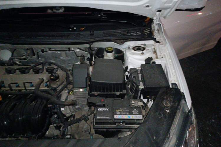 Used Geely Auto Vision 2020 1.5L Manual Value Edition Engine Bay Left