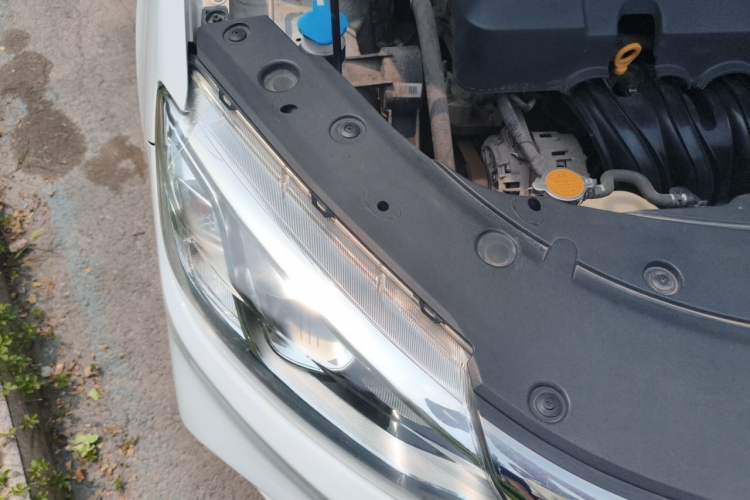 Used Geely Auto Vision 2020 Revised Version 1.5L CVT Asian Games Edition Engine Bay Right