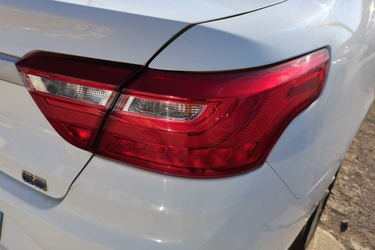 Used Geely Auto Vision 2020 1.5L Manual Value Edition Exterior 2