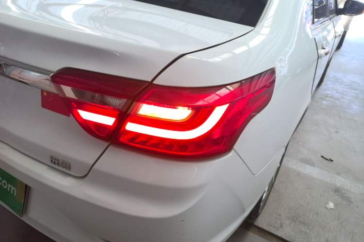 Used Geely Auto Vision 2020 Revised Version 1.5L CVT Asian Games Edition Exterior 3