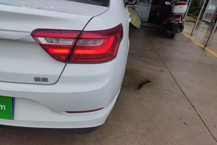 Used Geely Auto Vision 2020 1.5L CVT Value Edition Exterior 3
