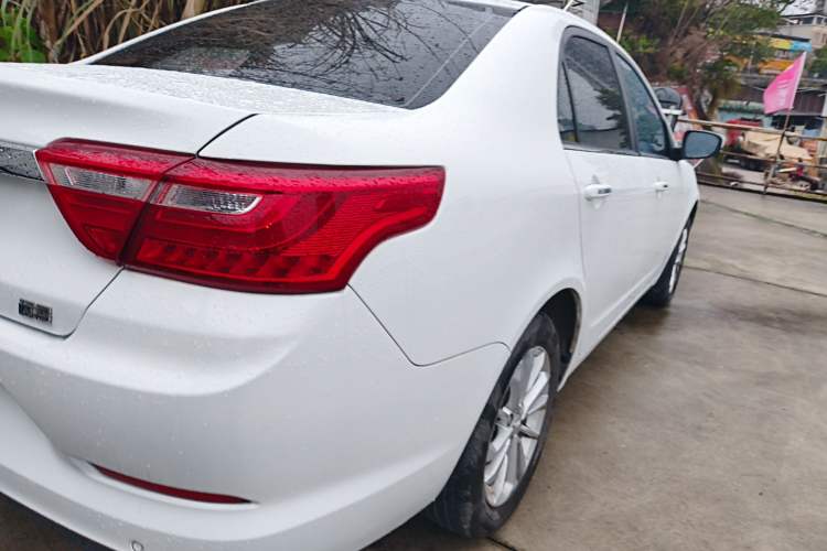 Used Geely Auto Vision 2020 Revised Version 1.5L CVT Asian Games Edition Exterior 3