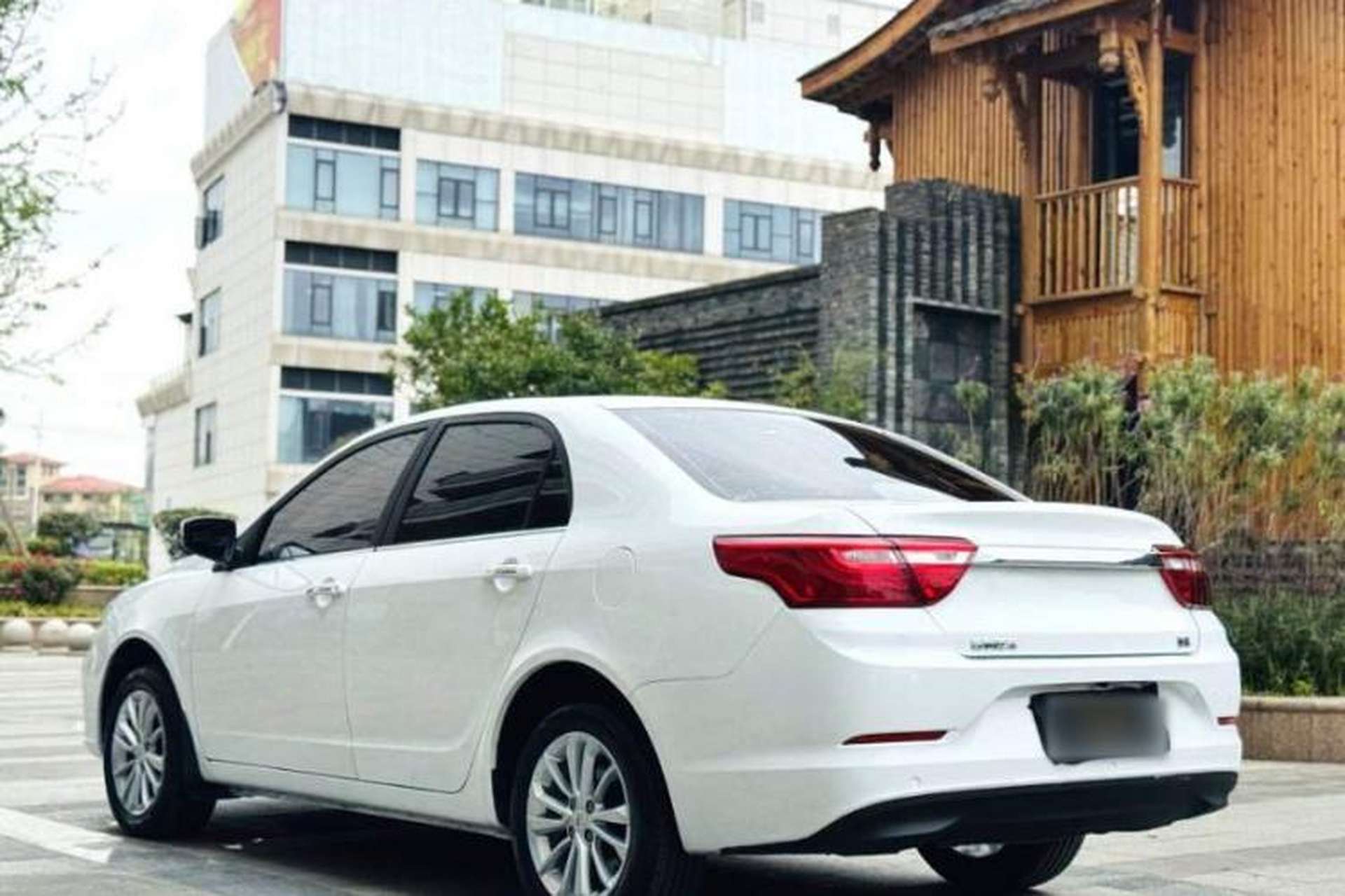 Used Geely Auto Vision 2020 Revised 1.5L Manual Asian Games Edition Exterior 5
