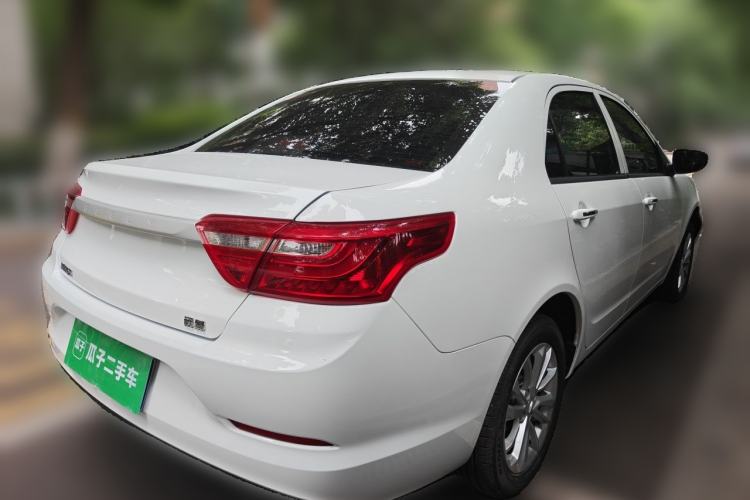 Used Geely Auto Vision 2020 1.5L Manual Value Edition Exterior 5