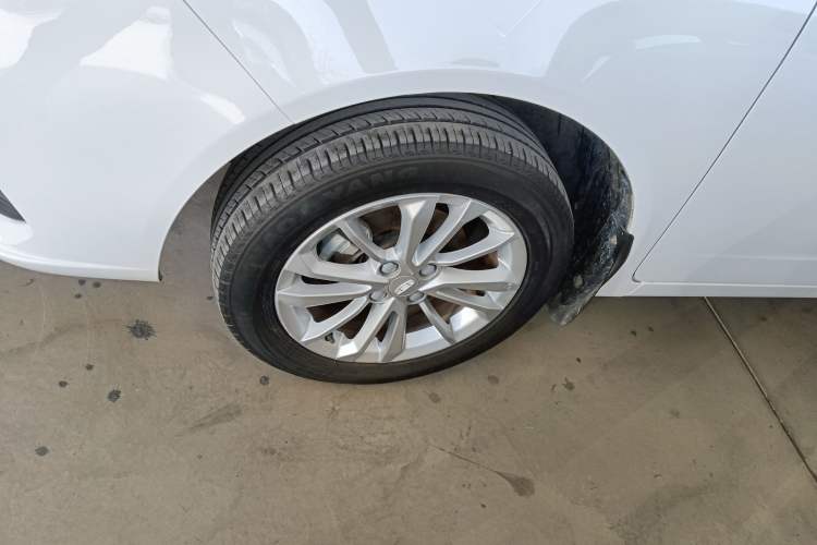 Used Geely Auto Vision 2020 1.5L Manual Value Edition Exterior 7