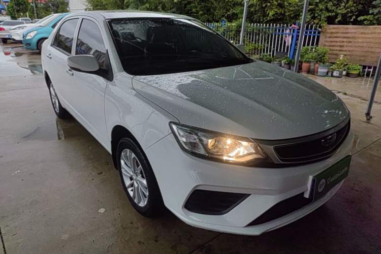 Used Geely Auto Vision 2020 1.5L CVT Value Edition Front Right 45 Deg