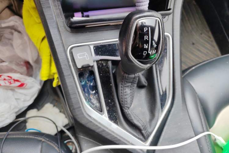 Used Geely Auto Vision 2020 Revised Version 1.5L CVT Asian Games Edition Gear Lever