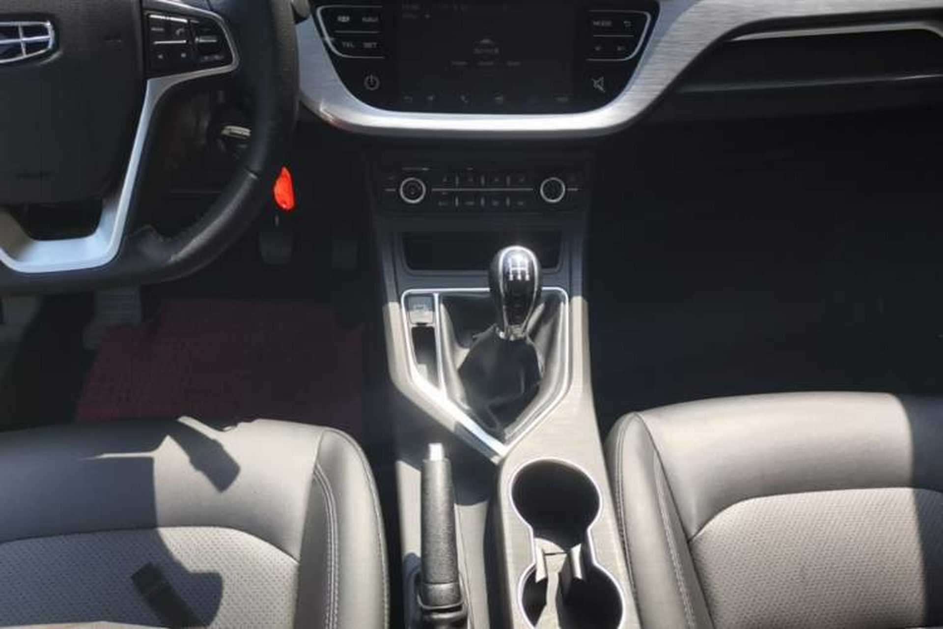 Used Geely Auto Vision 2020 Revised 1.5L Manual Asian Games Edition Gear Lever