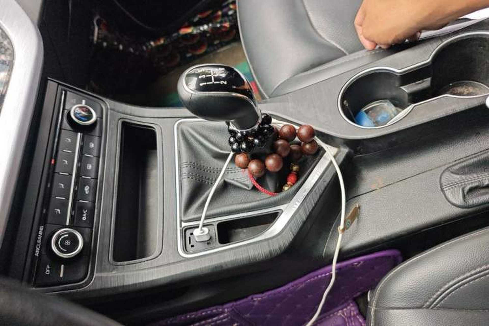Used Geely Auto Vision 2020 1.5L Manual Asian Games Edition Gear Lever