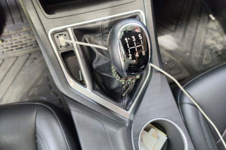 Used Geely Auto Vision 2020 1.5L Manual Asian Games Edition Gear Lever