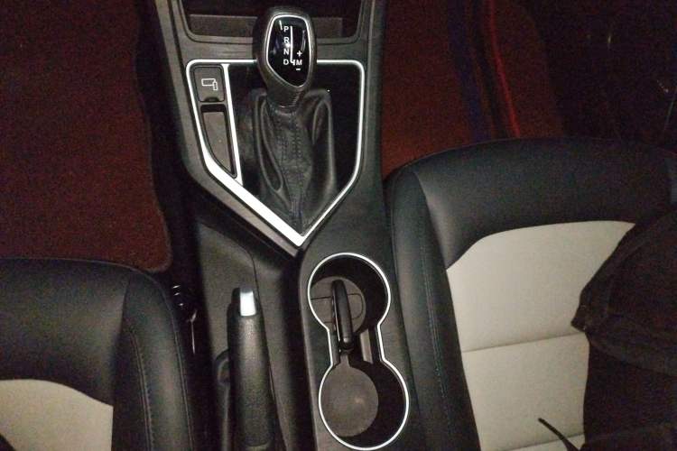 Used Geely Auto Vision 2020 1.5L CVT Asian Games Edition Gear Lever