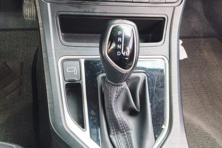 Used Geely Auto Vision 2020 Revised Version 1.5L CVT Asian Games Edition Gear Lever