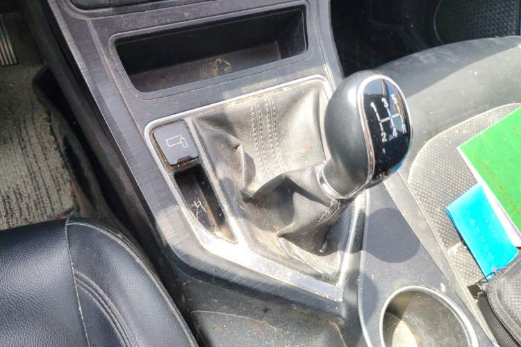 Used Geely Auto Vision 2020 1.5L Manual Asian Games Edition Gear Lever