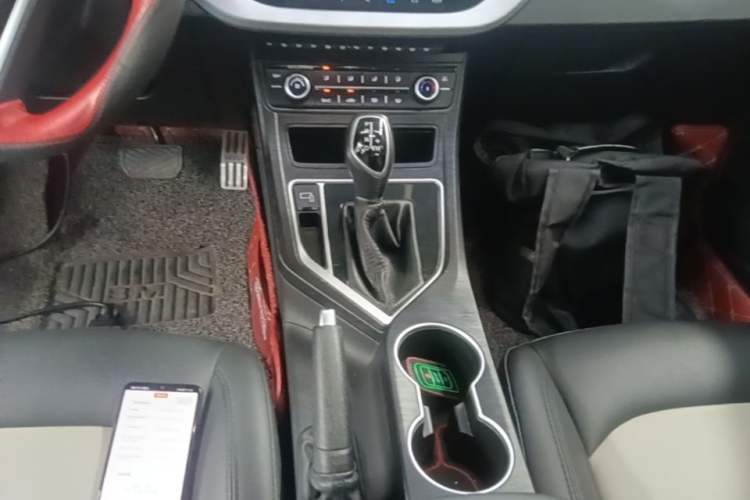 Used Geely Auto Vision 2020 Revised Version 1.5L CVT Asian Games Edition Gear Lever