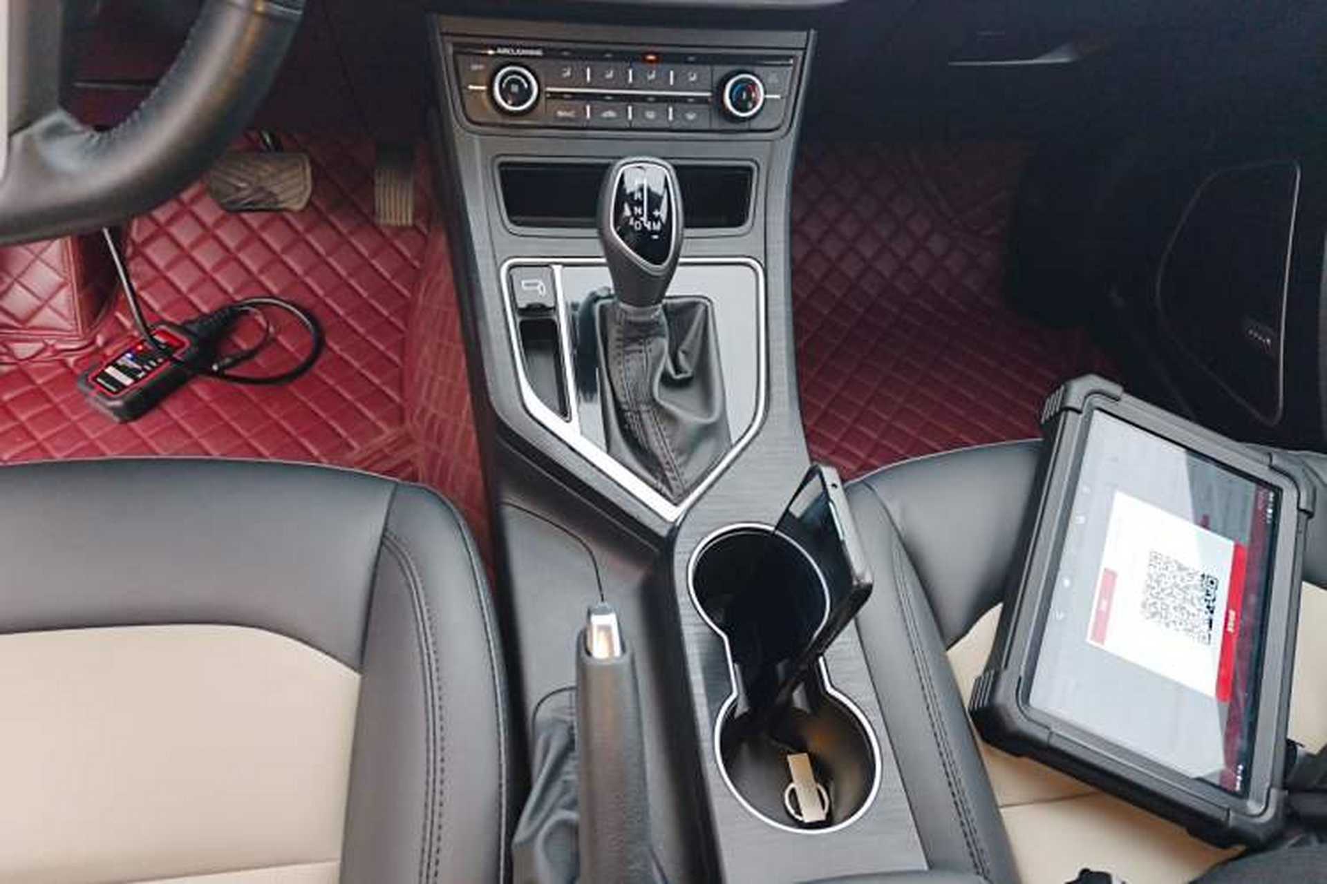 Used Geely Auto Vision 2020 Revised Version 1.5L CVT Asian Games Edition Gear Lever