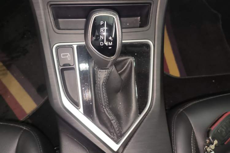 Used Geely Auto Vision 2020 Revised Version 1.5L CVT Asian Games Edition Gear Lever
