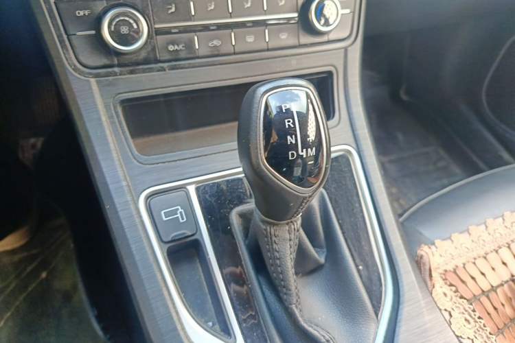 Used Geely Auto Vision 2020 1.5L CVT Asian Games Edition Gear Lever