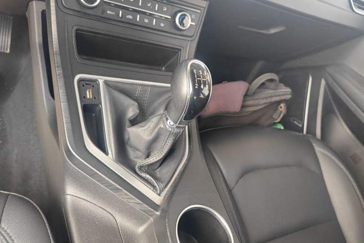 Used Geely Auto Vision 2020 1.5L Manual Asian Games Edition Gear Lever