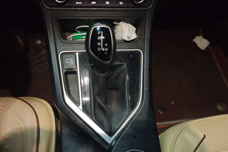Used Geely Auto Vision 2020 1.5L CVT Asian Games Edition Gear Lever