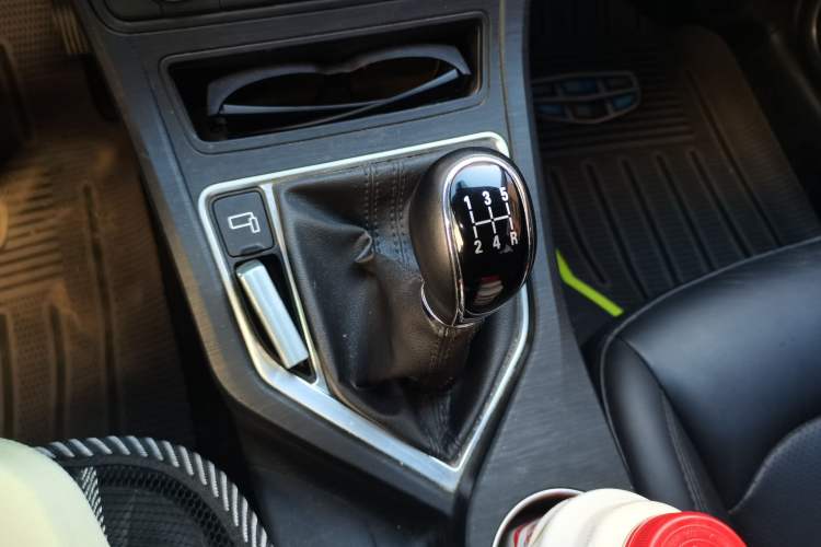 Used Geely Auto Vision 2020 1.5L Manual Asian Games Edition Gear Lever