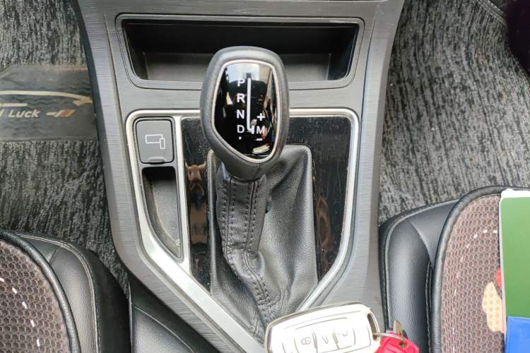 Used Geely Auto Vision 2020 1.5L CVT Asian Games Edition Gear Lever