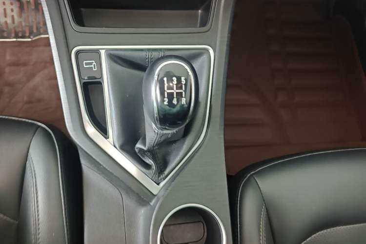 Used Geely Auto Vision 2020 Revised 1.5L Manual Asian Games Edition Gear Lever