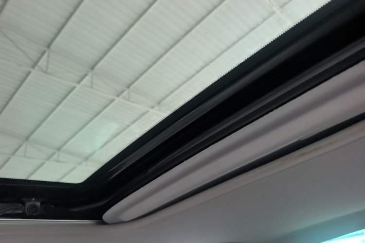 Used Geely Auto Vision 2020 1.5L Manual Asian Games Edition Headliner