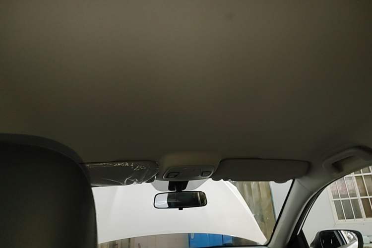 Used Geely Auto Vision 2020 1.5L Manual Value Edition Headliner