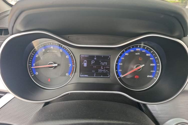 Used Geely Auto Vision 2020 1.5L CVT Value Edition Instrument Cluster