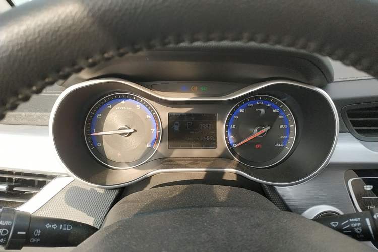 Used Geely Auto Vision 2020 Revised Version 1.5L CVT Asian Games Edition Instrument Cluster