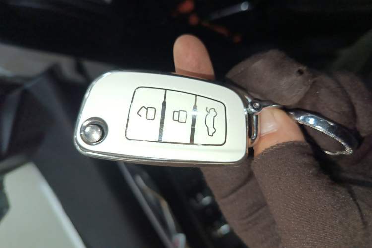 Used Geely Auto Vision 2020 Revised 1.5L Manual Asian Games Edition Interior 1