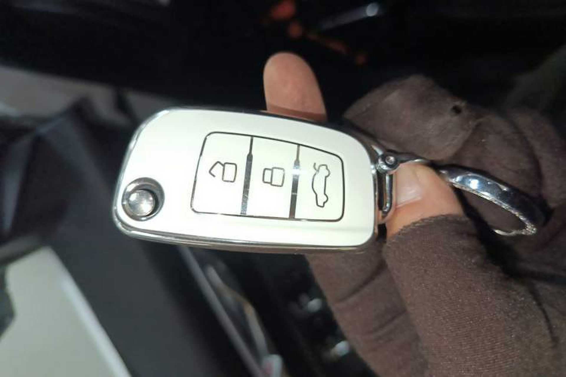 Used Geely Auto Vision 2020 Revised 1.5L Manual Asian Games Edition Interior 1