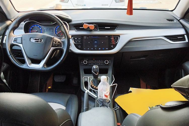 Used Geely Auto Vision 2020 Revised 1.5L CVT Luxury Version Interior 2