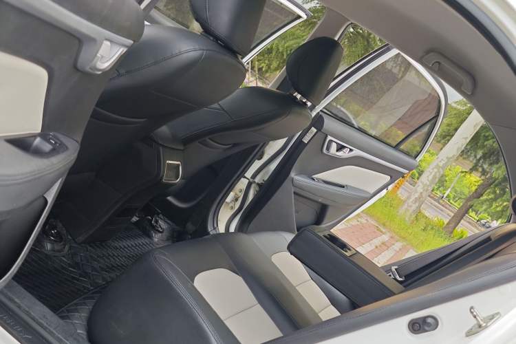 Used Geely Auto Vision 2020 Revised Version 1.5L CVT Asian Games Edition Interior 2