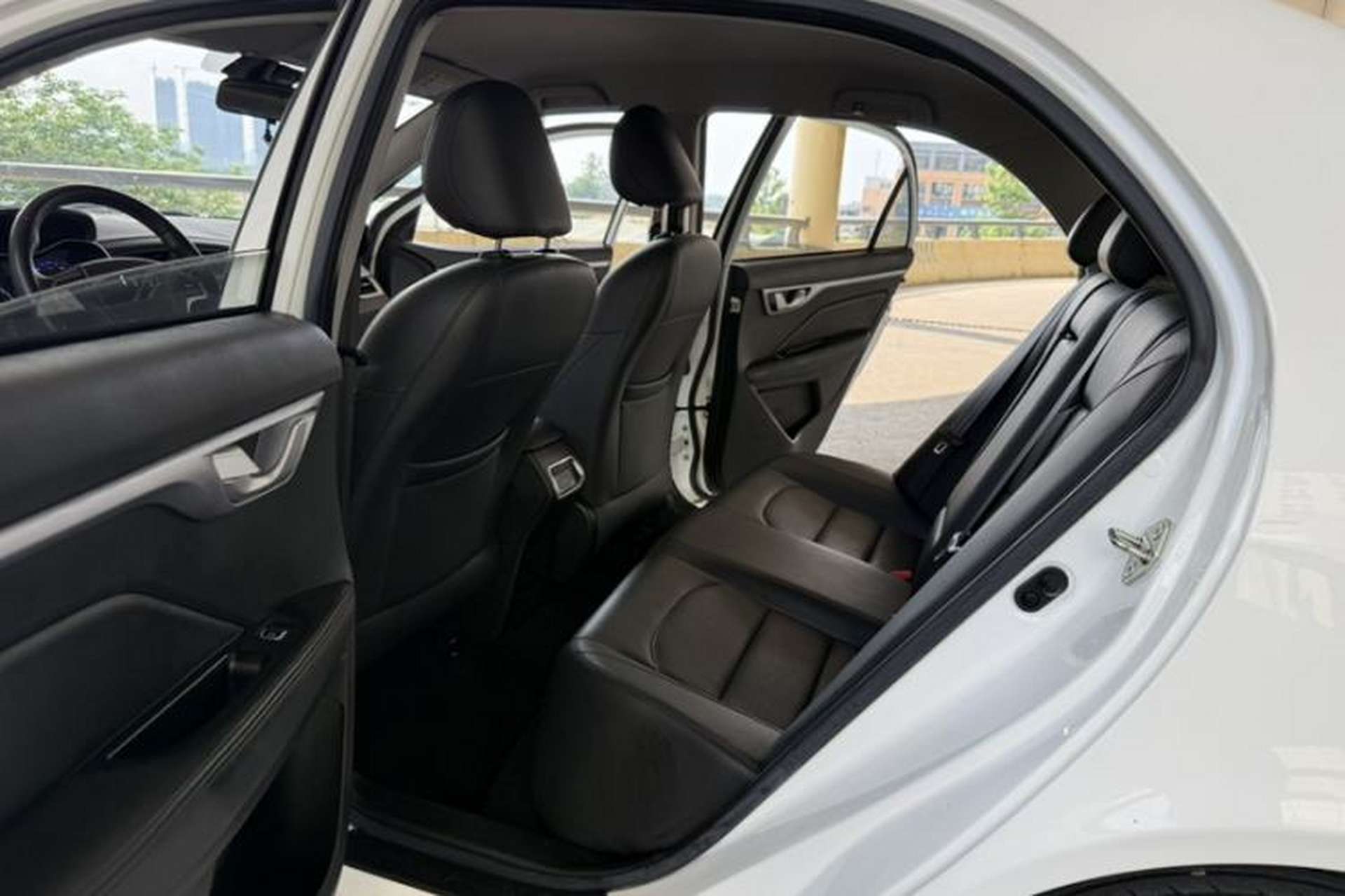 Used Geely Auto Vision 2020 Revised 1.5L Manual Asian Games Edition Interior 3