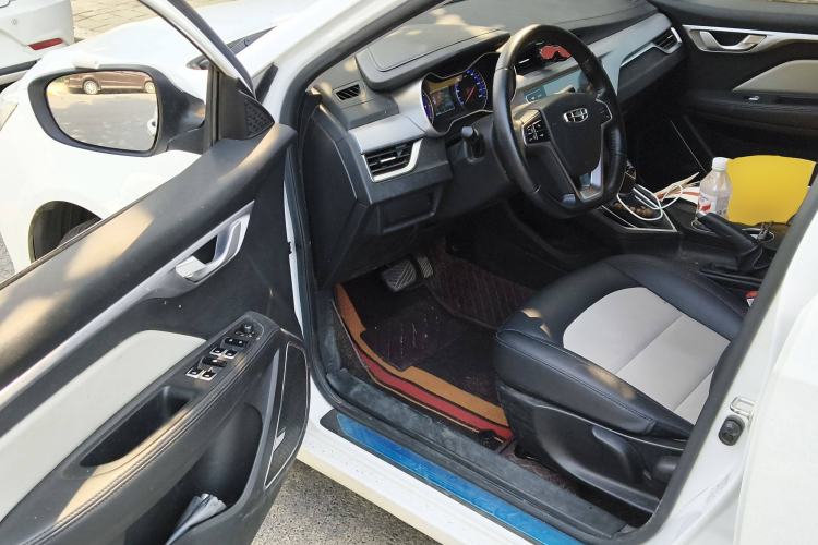 Used Geely Auto Vision 2020 Revised 1.5L CVT Luxury Version Interior 3
