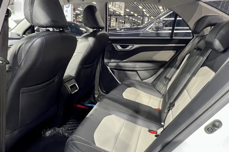 Used Geely Auto Vision 2020 Revised Version 1.5L CVT Asian Games Edition Interior 3